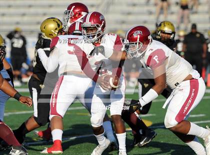 Thumbnail 1 in Santee vs. Fremont (CIF LACS D3 Final) photogallery.