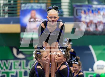 Thumbnail 1 in Gilmer (Creekview Classic) photogallery.