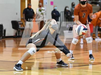 Thumbnail 2 in Vandegrift @ Hutto photogallery.