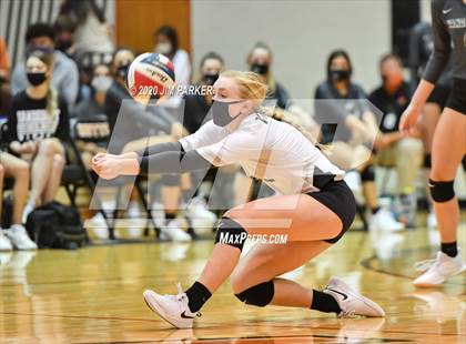 Thumbnail 3 in Vandegrift @ Hutto photogallery.