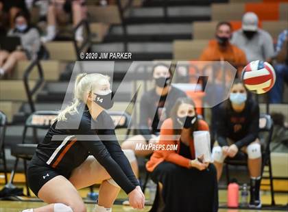 Thumbnail 2 in Vandegrift @ Hutto photogallery.