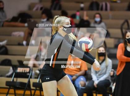 Thumbnail 3 in Vandegrift @ Hutto photogallery.