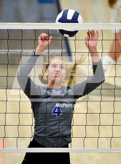 Thumbnail 3 in Rogers @ Har-Ber photogallery.