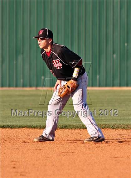 Thumbnail 3 in Maryville vs Morristown-Hamblen West (Daily Times Classic) photogallery.