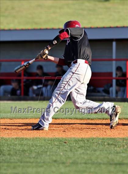 Thumbnail 2 in Maryville vs Morristown-Hamblen West (Daily Times Classic) photogallery.