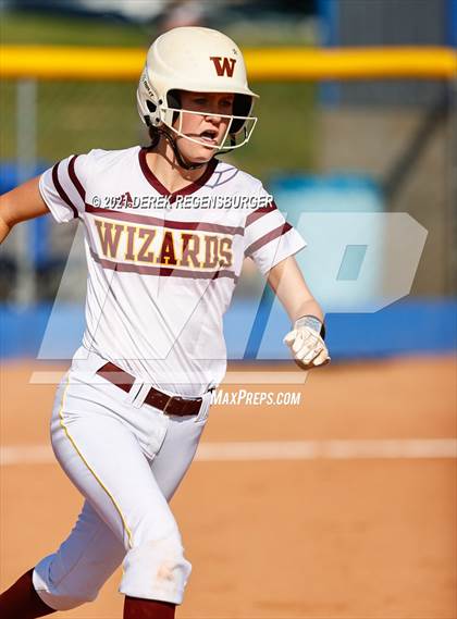 Thumbnail 2 in Arvada West vs Windsor (Broomfield 4A-5A Challenge) photogallery.