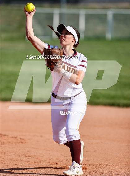 Thumbnail 2 in Arvada West vs Windsor (Broomfield 4A-5A Challenge) photogallery.