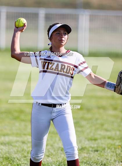 Thumbnail 3 in Arvada West vs Windsor (Broomfield 4A-5A Challenge) photogallery.