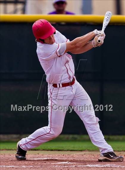 Thumbnail 1 in Splendora vs. La Grange (UIL 3A Region 3 Area Playoff) photogallery.