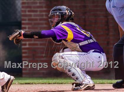 Thumbnail 2 in Splendora vs. La Grange (UIL 3A Region 3 Area Playoff) photogallery.
