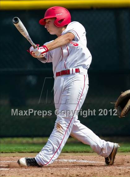 Thumbnail 3 in Splendora vs. La Grange (UIL 3A Region 3 Area Playoff) photogallery.
