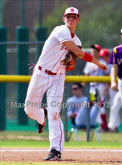 Thumbnail 1 in Splendora vs. La Grange (UIL 3A Region 3 Area Playoff) photogallery.