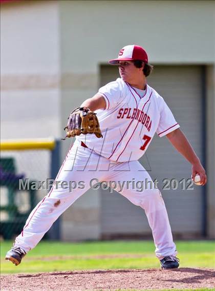 Thumbnail 1 in Splendora vs. La Grange (UIL 3A Region 3 Area Playoff) photogallery.