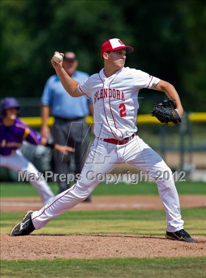 Thumbnail 1 in Splendora vs. La Grange (UIL 3A Region 3 Area Playoff) photogallery.