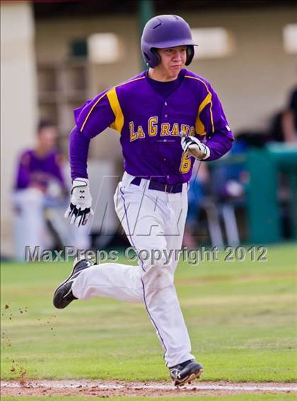 Thumbnail 3 in Splendora vs. La Grange (UIL 3A Region 3 Area Playoff) photogallery.