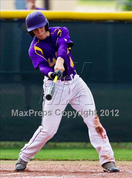 Thumbnail 2 in Splendora vs. La Grange (UIL 3A Region 3 Area Playoff) photogallery.