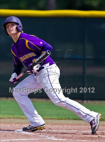 Thumbnail 1 in Splendora vs. La Grange (UIL 3A Region 3 Area Playoff) photogallery.
