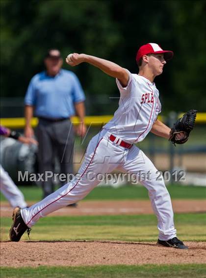 Thumbnail 2 in Splendora vs. La Grange (UIL 3A Region 3 Area Playoff) photogallery.