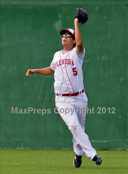 Thumbnail 3 in Splendora vs. La Grange (UIL 3A Region 3 Area Playoff) photogallery.