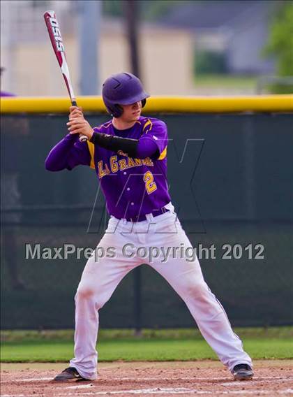 Thumbnail 1 in Splendora vs. La Grange (UIL 3A Region 3 Area Playoff) photogallery.