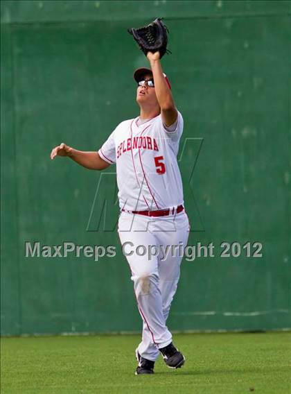 Thumbnail 2 in Splendora vs. La Grange (UIL 3A Region 3 Area Playoff) photogallery.