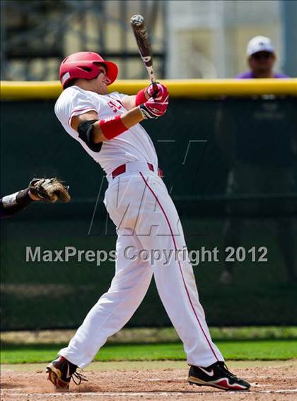 Thumbnail 1 in Splendora vs. La Grange (UIL 3A Region 3 Area Playoff) photogallery.