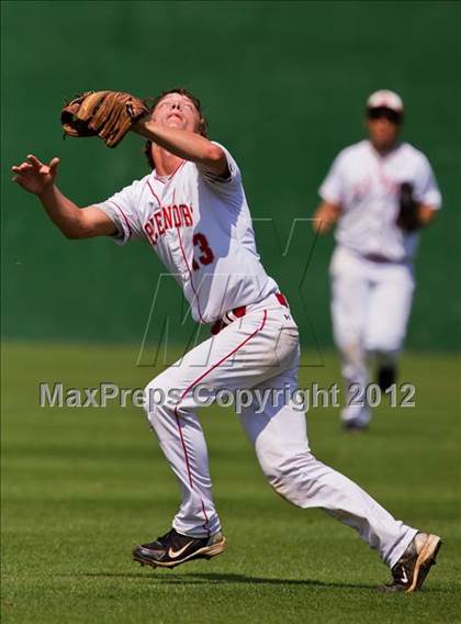 Thumbnail 3 in Splendora vs. La Grange (UIL 3A Region 3 Area Playoff) photogallery.
