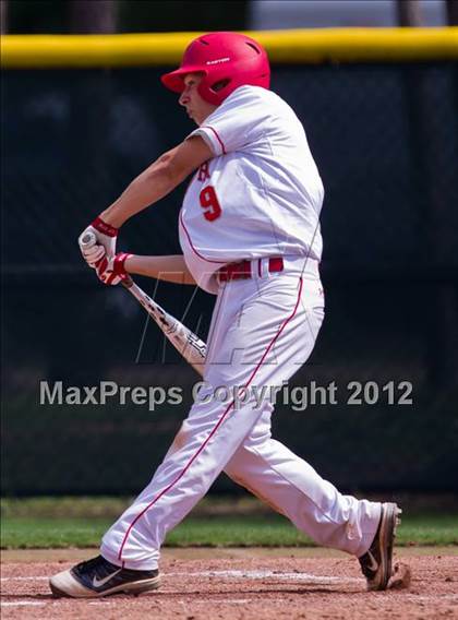 Thumbnail 2 in Splendora vs. La Grange (UIL 3A Region 3 Area Playoff) photogallery.