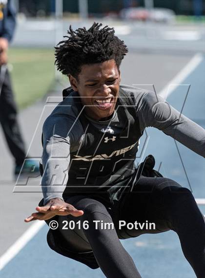 Thumbnail 2 in CIF Southern Section Boys Track and Field Division Finals photogallery.