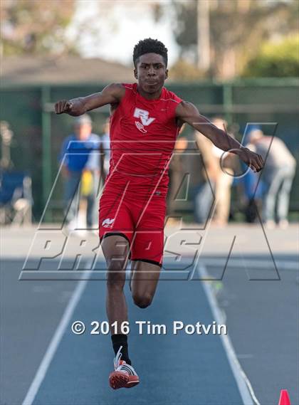 Thumbnail 2 in CIF Southern Section Boys Track and Field Division Finals photogallery.