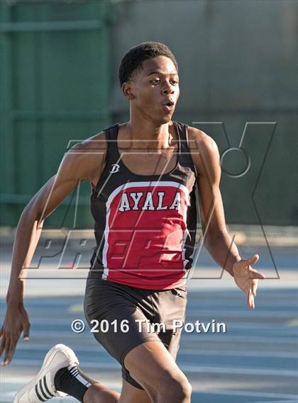 Thumbnail 3 in CIF Southern Section Boys Track and Field Division Finals photogallery.