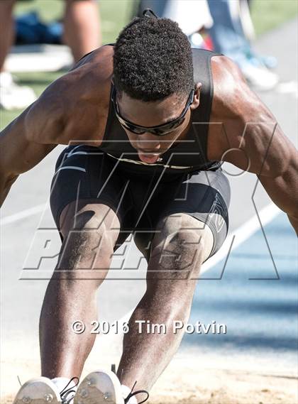 Thumbnail 3 in CIF Southern Section Boys Track and Field Division Finals photogallery.