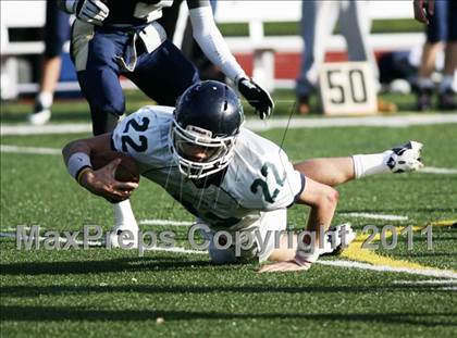 Thumbnail 2 in Rye Country Day vs. Pingree (Dan Rorke Bowl) photogallery.