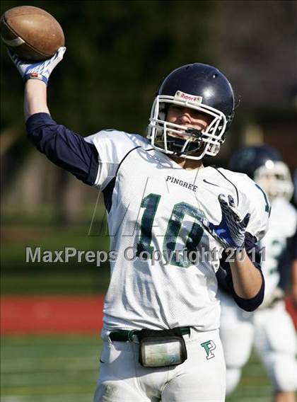 Thumbnail 2 in Rye Country Day vs. Pingree (Dan Rorke Bowl) photogallery.