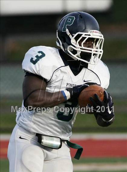Thumbnail 2 in Rye Country Day vs. Pingree (Dan Rorke Bowl) photogallery.