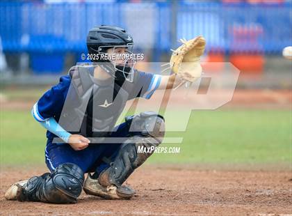 Thumbnail 3 in Quartz Hill vs Maranatha photogallery.