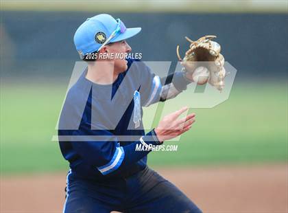 Thumbnail 2 in Quartz Hill vs Maranatha photogallery.