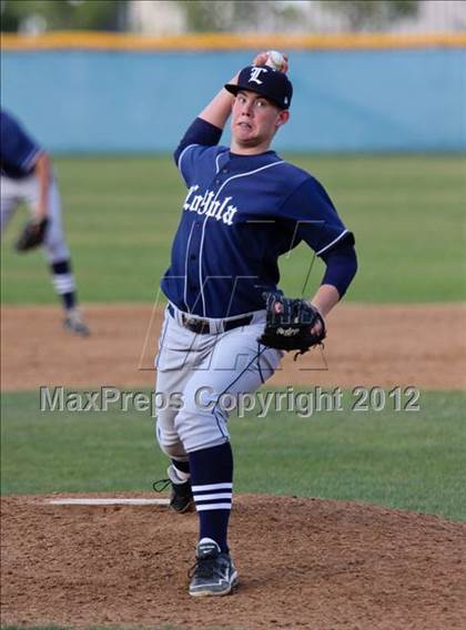Thumbnail 2 in Loyola @ West Ranch photogallery.