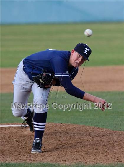 Thumbnail 1 in Loyola @ West Ranch photogallery.