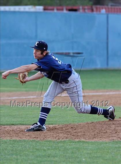 Thumbnail 1 in Loyola @ West Ranch photogallery.