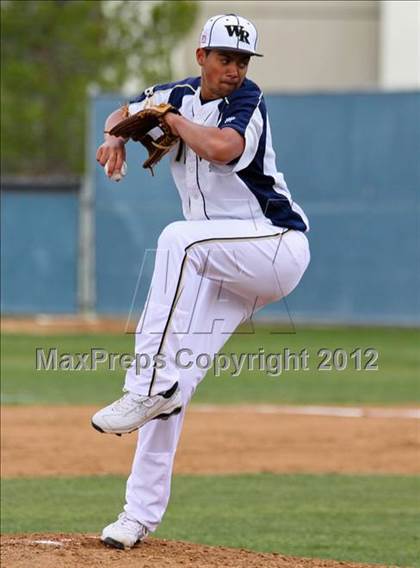 Thumbnail 2 in Loyola @ West Ranch photogallery.