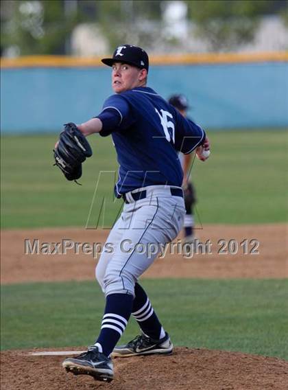 Thumbnail 2 in Loyola @ West Ranch photogallery.