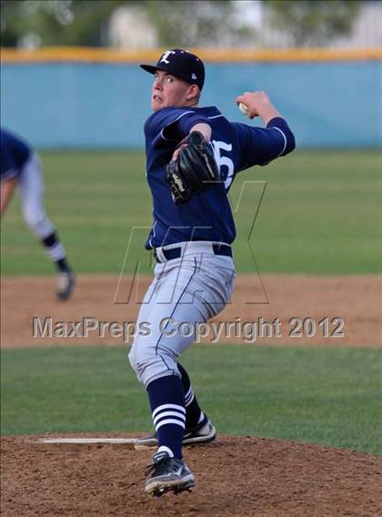 Thumbnail 1 in Loyola @ West Ranch photogallery.