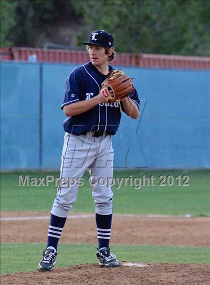 Thumbnail 2 in Loyola @ West Ranch photogallery.