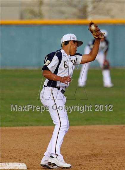Thumbnail 2 in Loyola @ West Ranch photogallery.