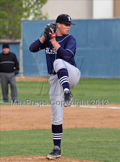 Thumbnail 2 in Loyola @ West Ranch photogallery.