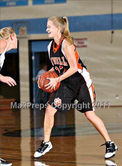 Thumbnail 1 in Powell vs Gibbs (Kroger Thanksgiving Classic) photogallery.