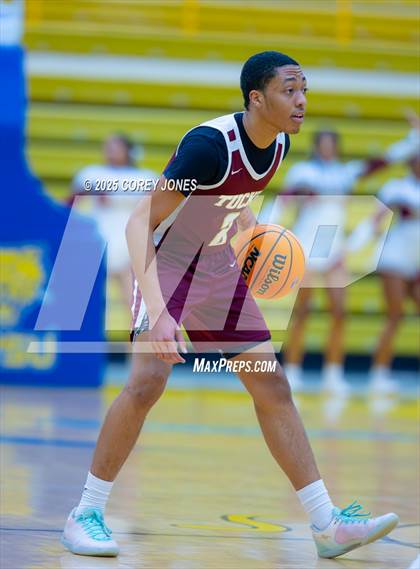 Thumbnail 3 in Tucker vs Pace Academy (GHSA 4A Final Four) photogallery.