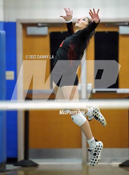 Thumbnail 1 in Middletown vs. Douglass (MPSSAA Class 2A State Semifinal) photogallery.
