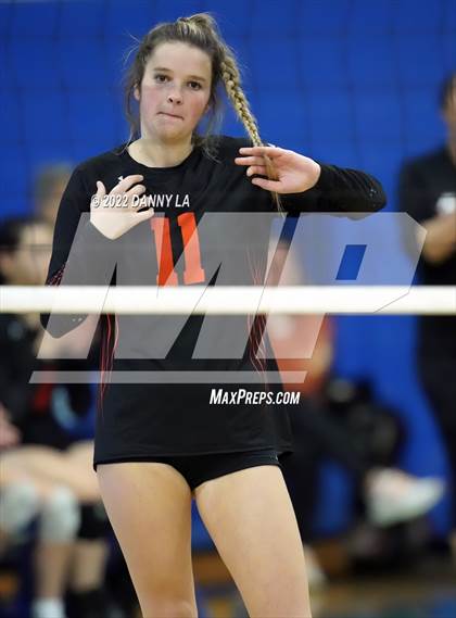 Thumbnail 1 in Middletown vs. Douglass (MPSSAA Class 2A State Semifinal) photogallery.